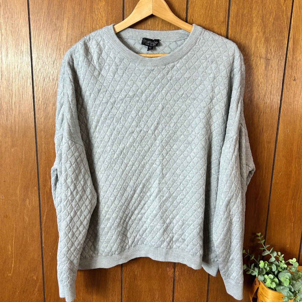 TOPSHOP Quilted Diamond‎ Knit Crewneck Sweatshirt Light Gray Pullover Neutral